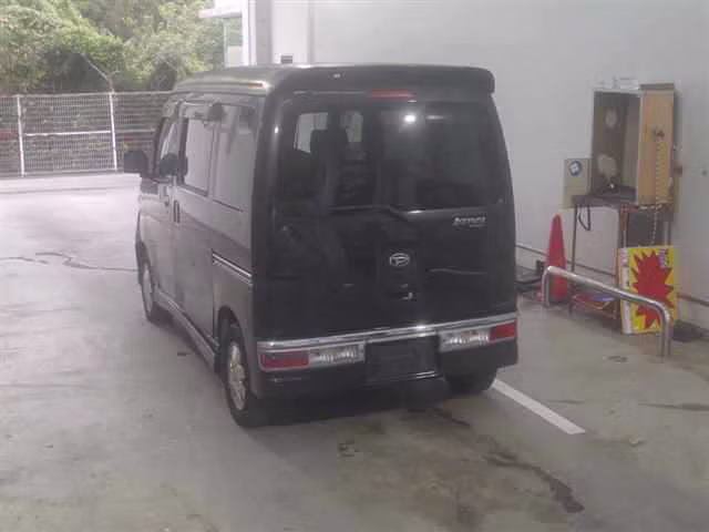 DAIHATSU ATRAI
