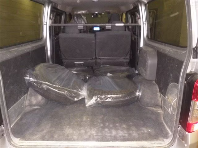 NISSAN NV350 CARAVAN