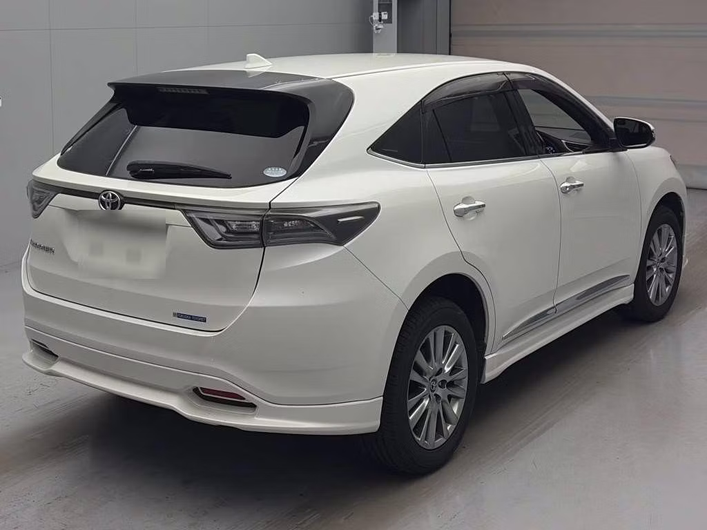 TOYOTA HARRIER