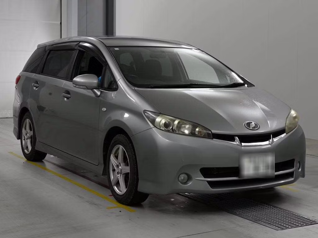 TOYOTA WISH