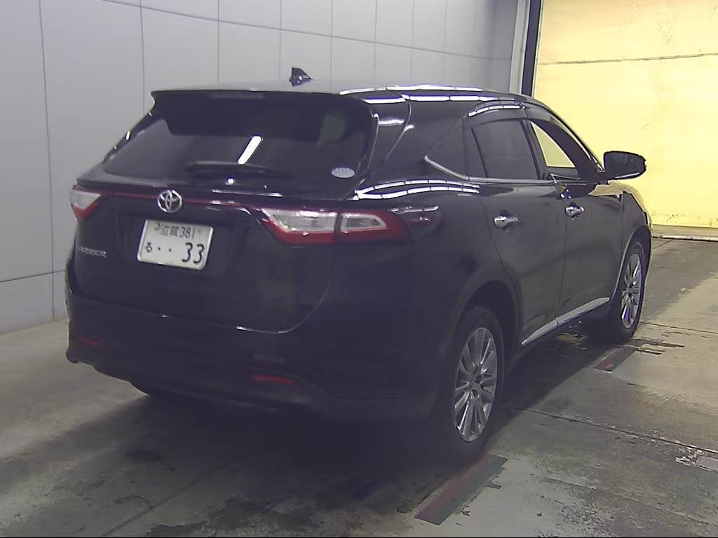 TOYOTA HARRIER