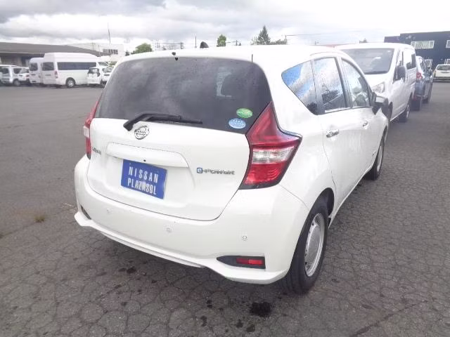 NISSAN NOTE