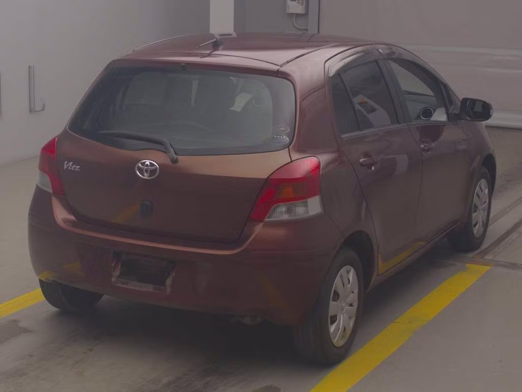 TOYOTA VITZ