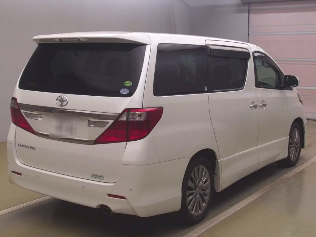 TOYOTA ALPHARD