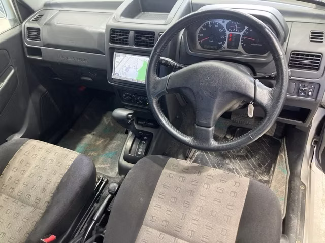 MITSUBISHI PAJERO MINI