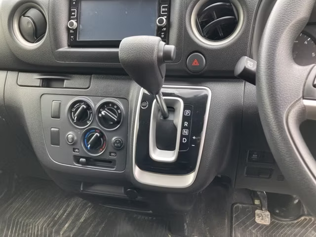 NISSAN CARAVAN