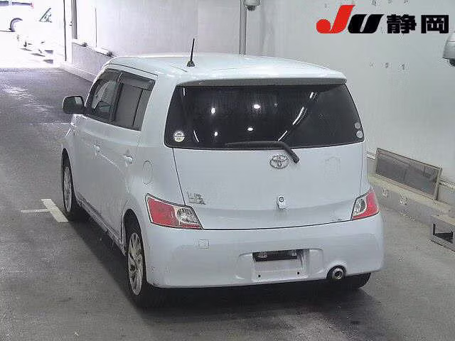 TOYOTA BB