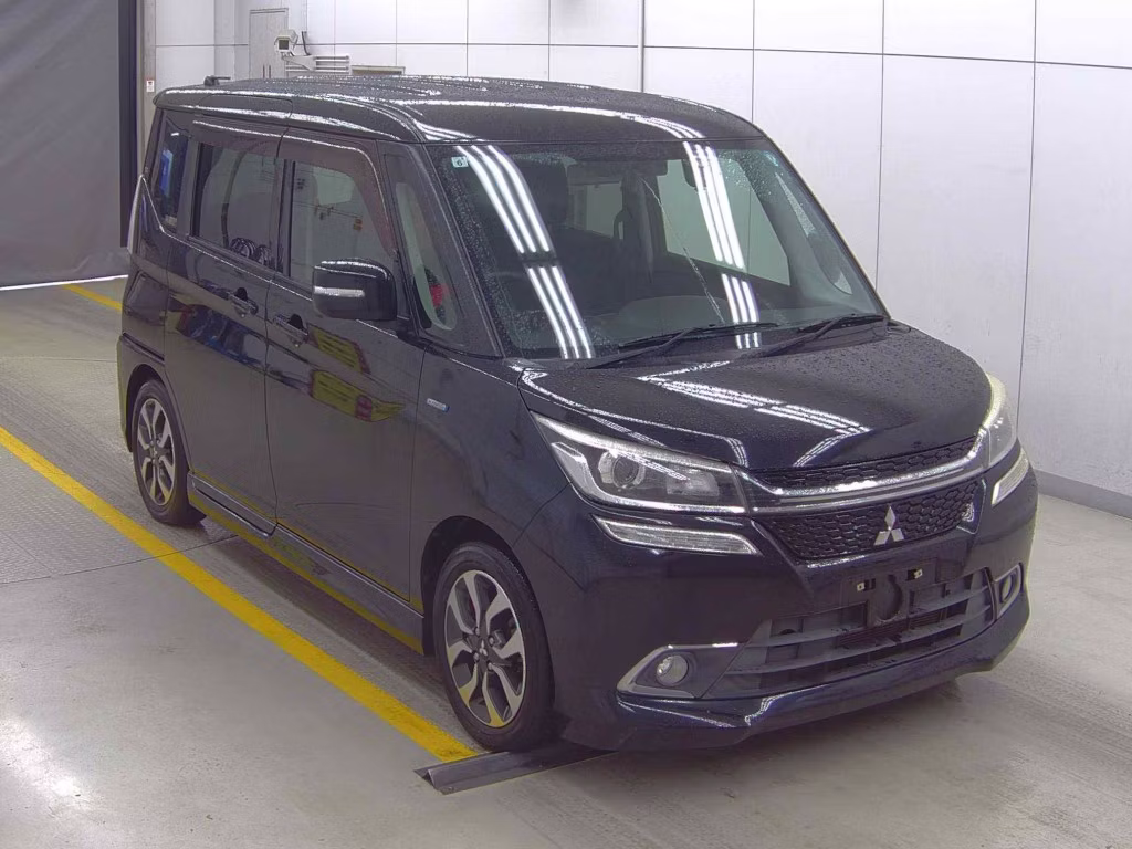 MITSUBISHI DELICA D:2
