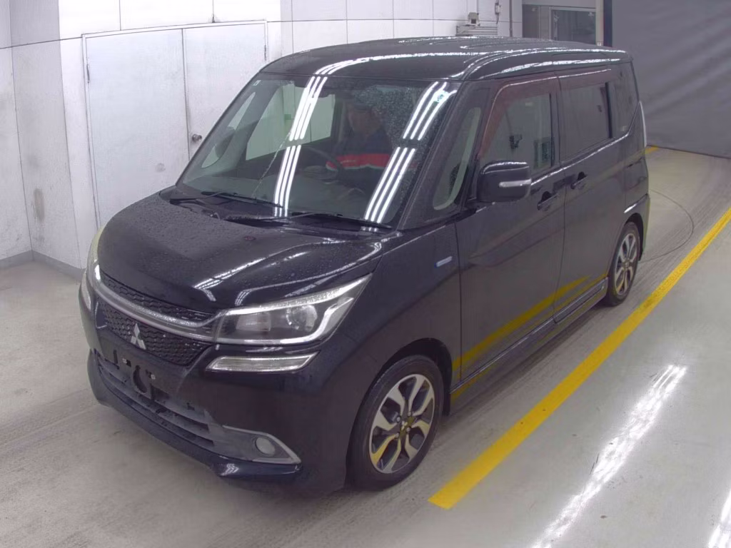 MITSUBISHI DELICA D:2