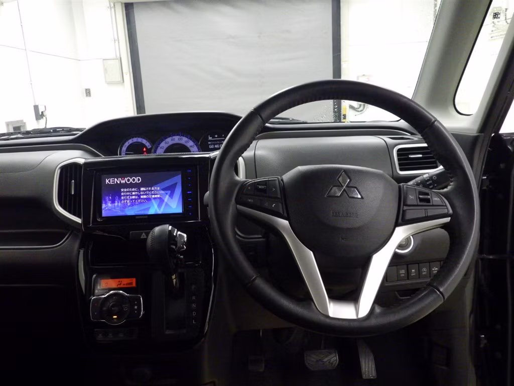 MITSUBISHI DELICA D:2