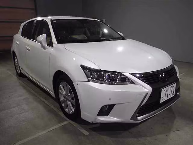 LEXUS CT200H