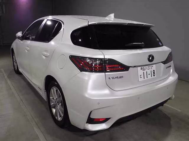 LEXUS CT200H