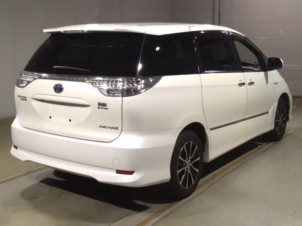 TOYOTA ESTIMA