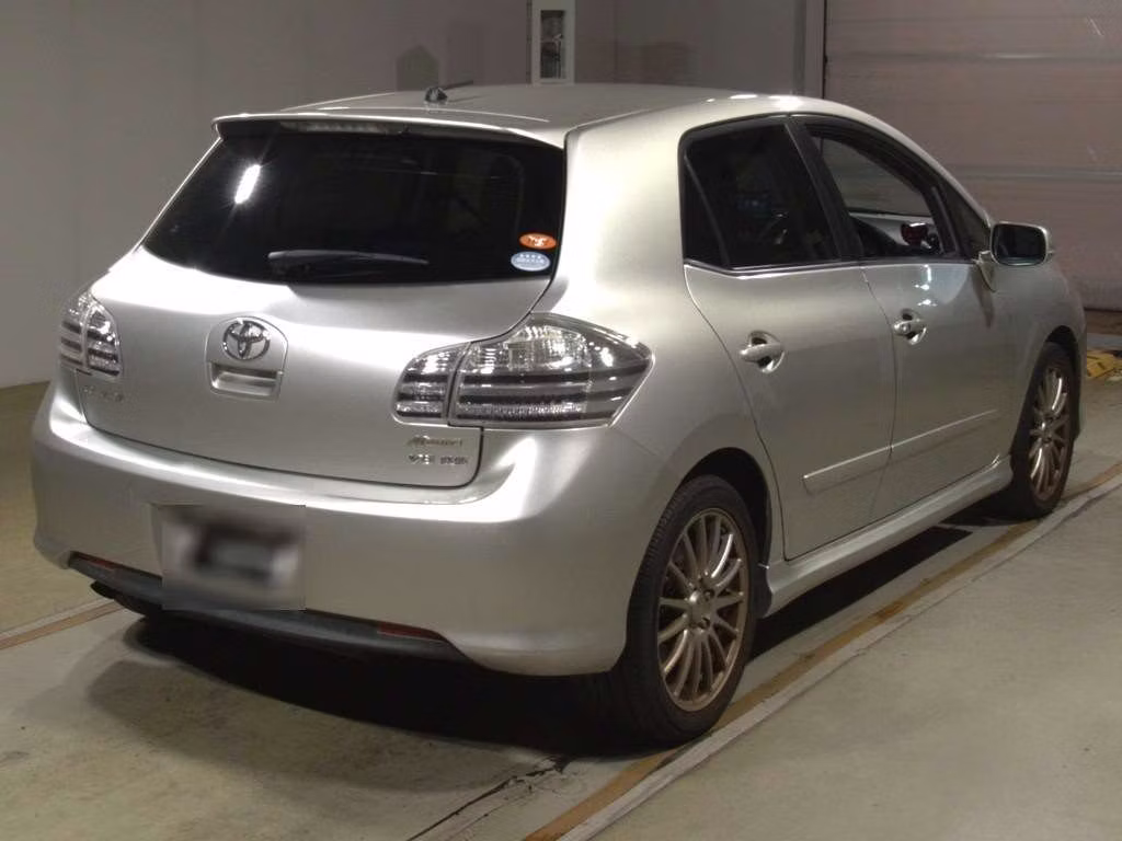 TOYOTA BLADE