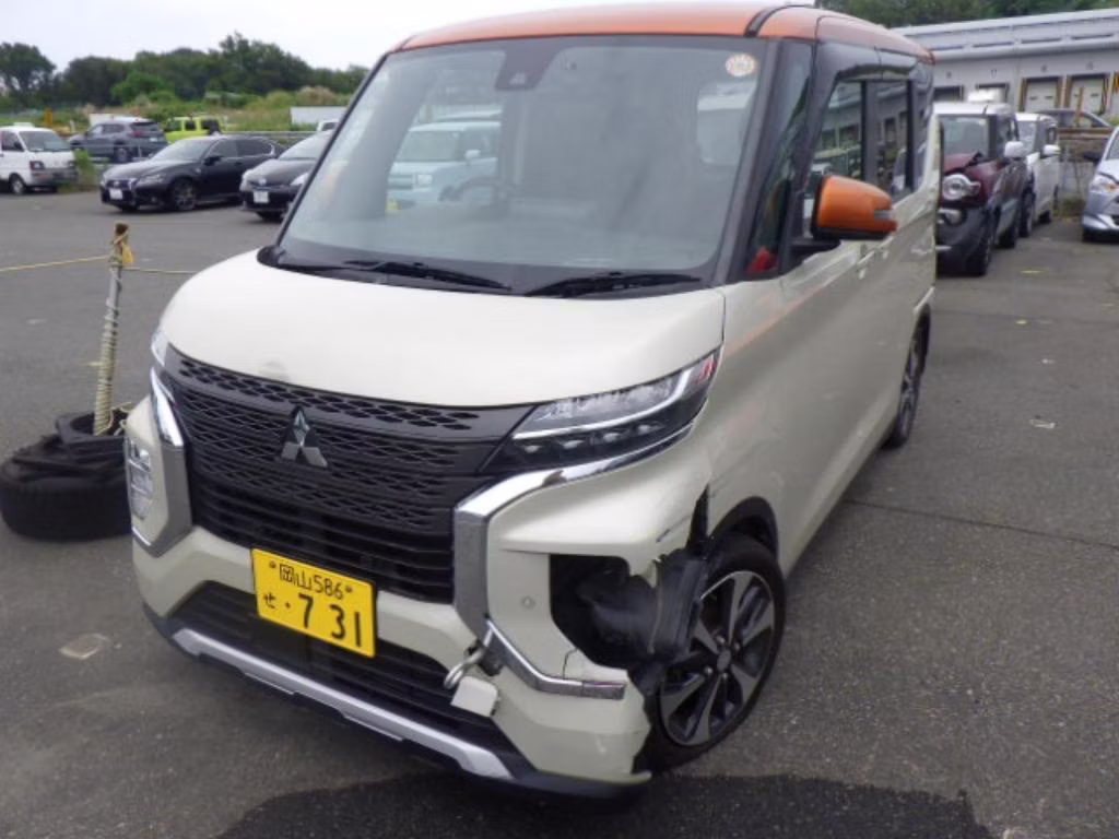 MITSUBISHI EK SPACE