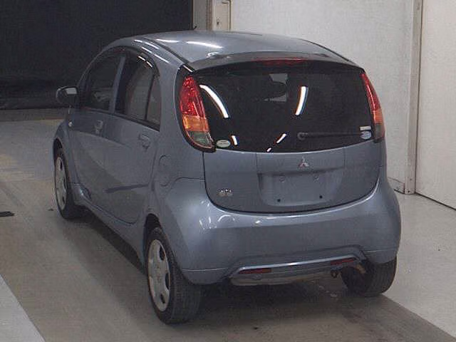 MITSUBISHI I