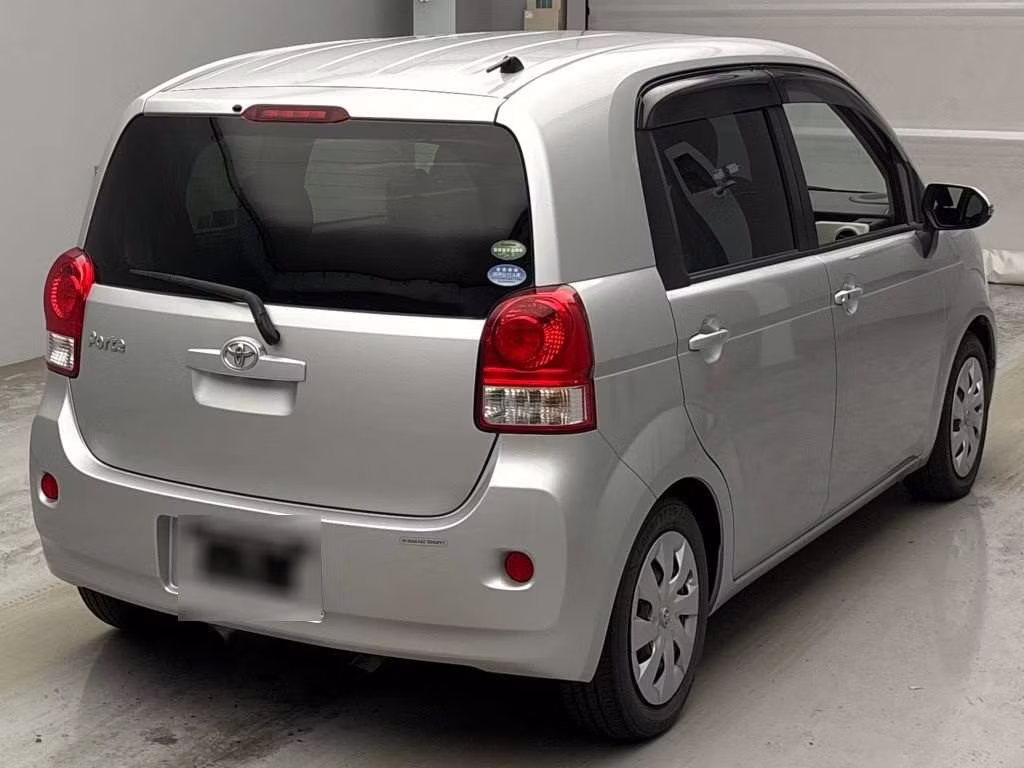 TOYOTA PORTE