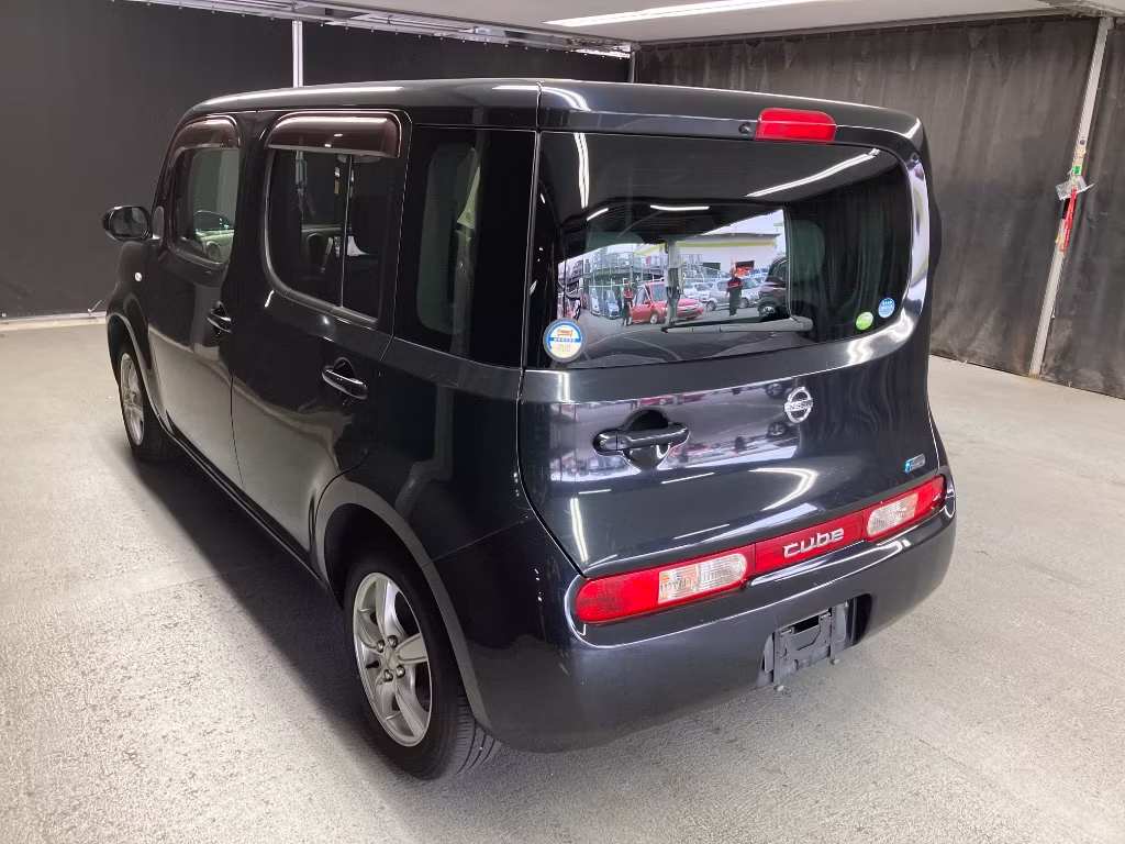 NISSAN CUBE