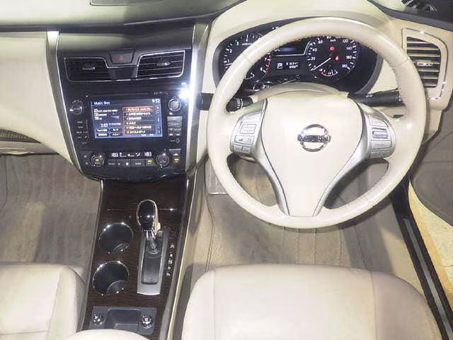 NISSAN TEANA