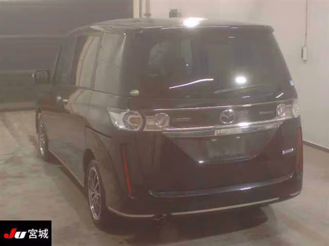 MAZDA BIANTE