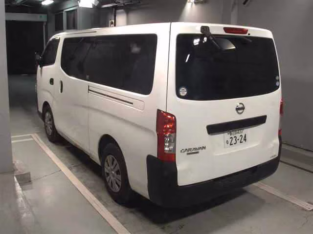 NISSAN NV350 CARAVAN