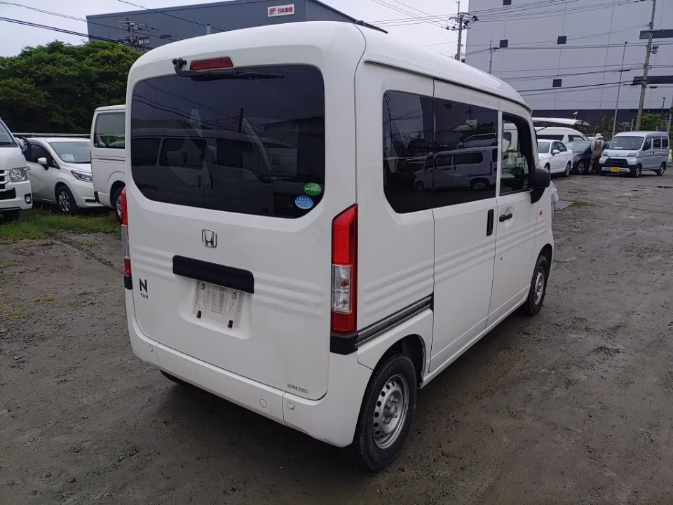 HONDA N-VAN