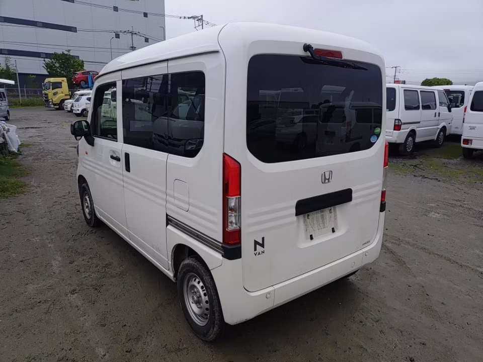 HONDA N-VAN