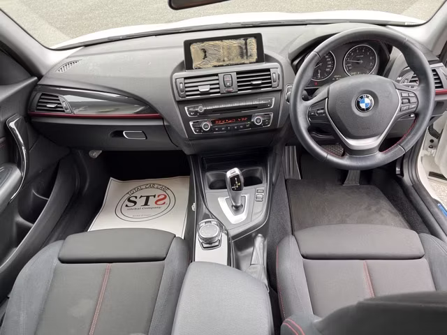 BMW 1-SERIES