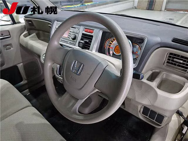 HONDA LIFE
