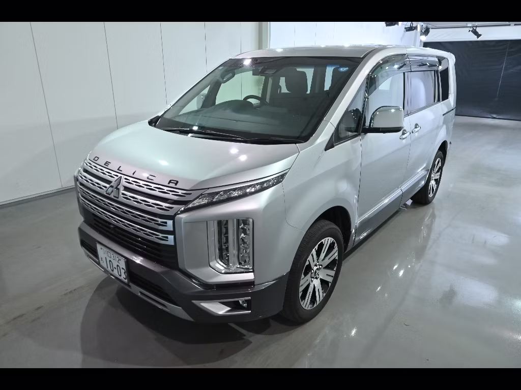 MITSUBISHI DELICA D:5