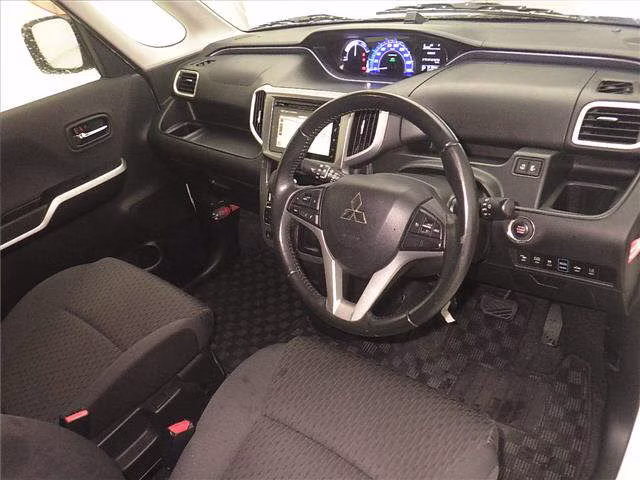 MITSUBISHI DELICA D:2