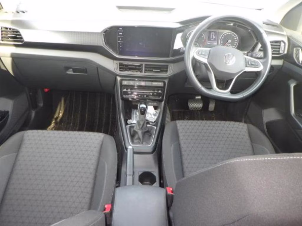 VOLKSWAGEN T-CROSS
