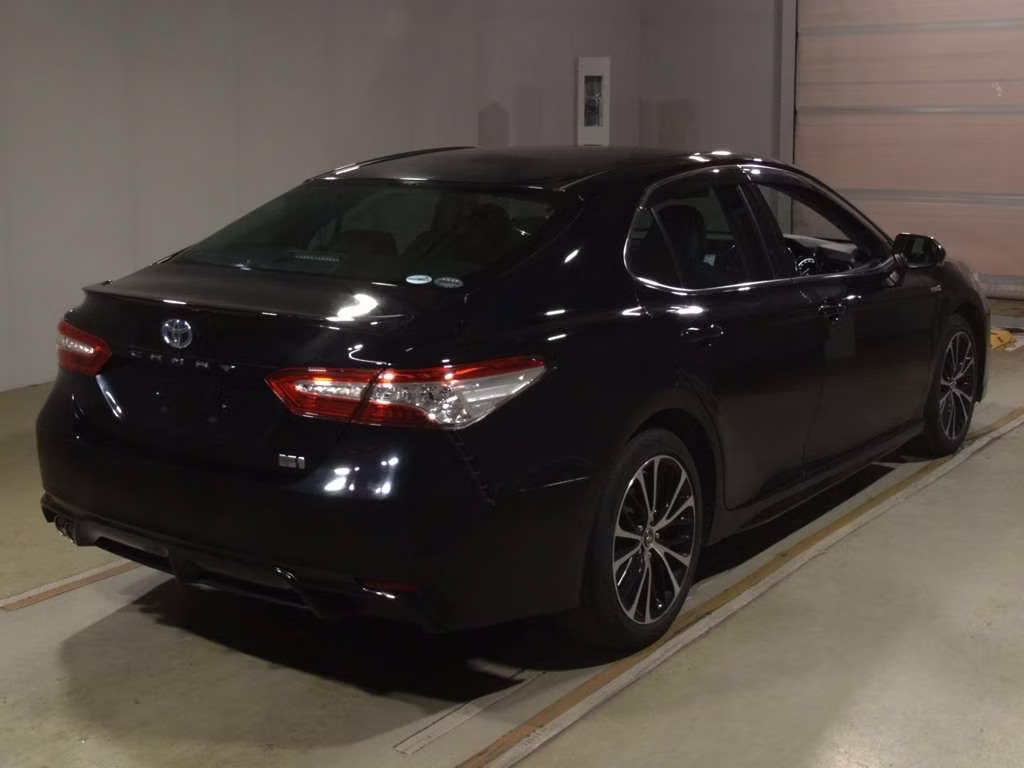 TOYOTA CAMRY