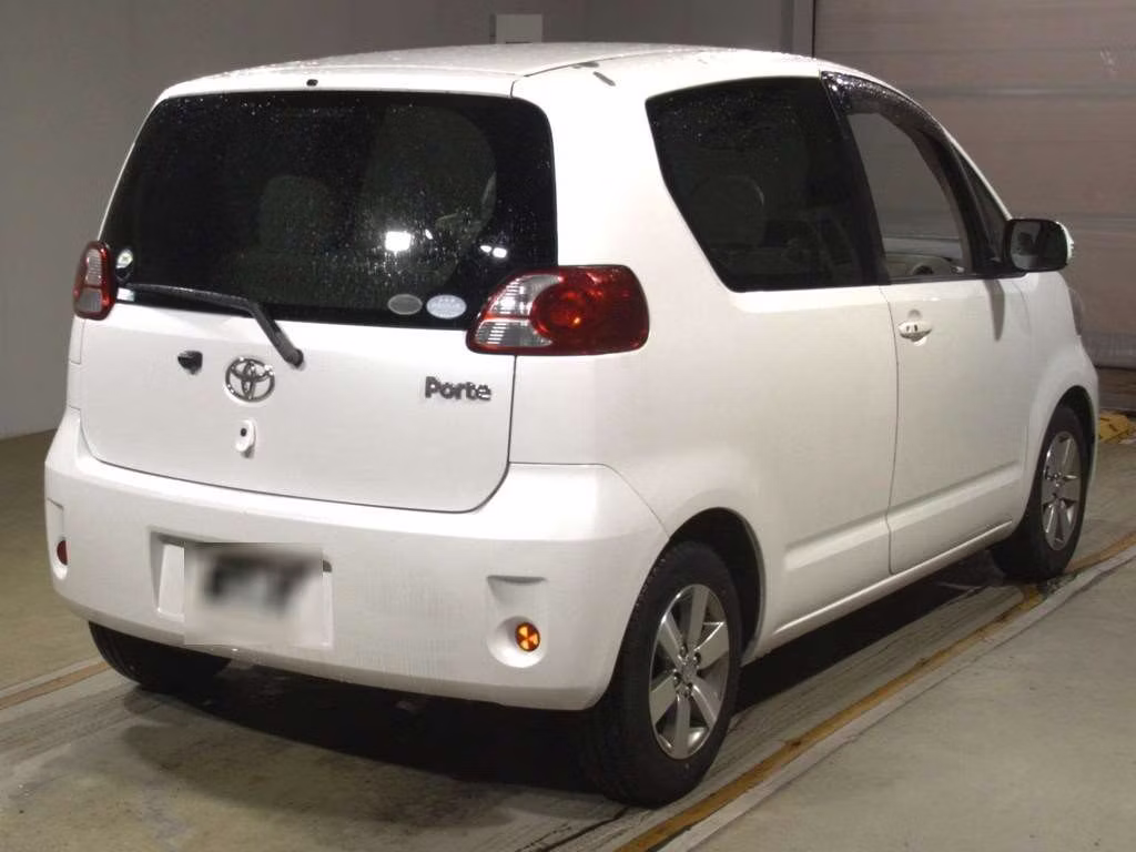 TOYOTA PORTE