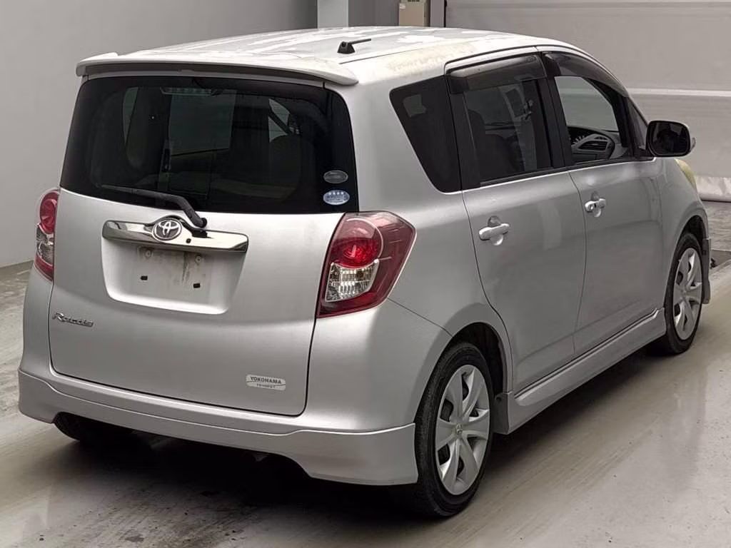 TOYOTA RACTIS