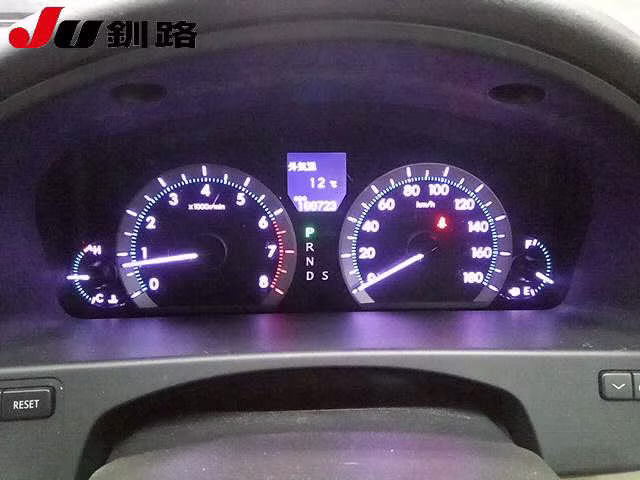 TOYOTA CROWN MAJESTA