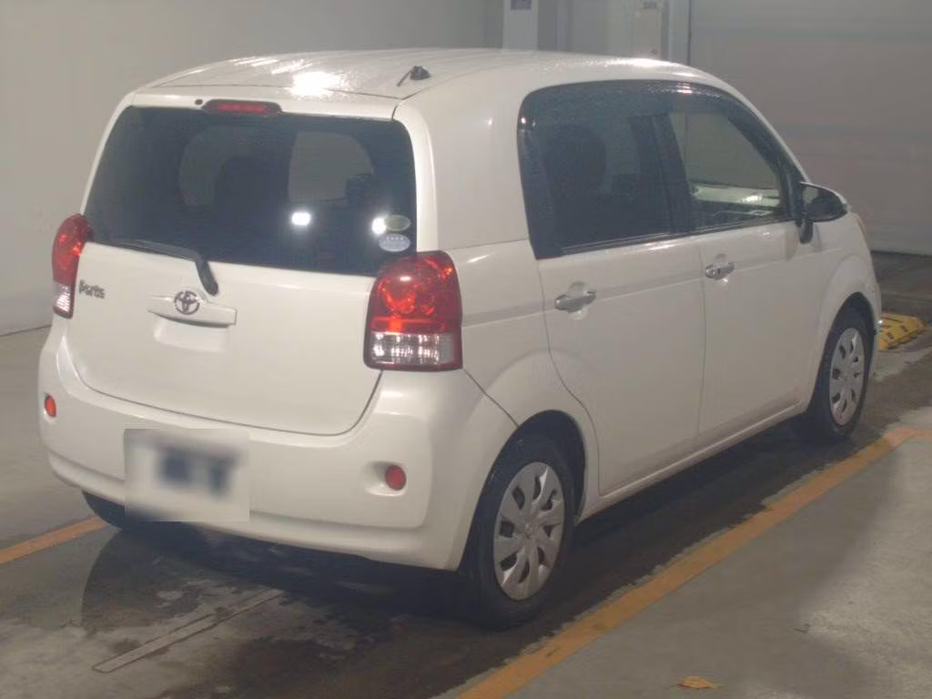 TOYOTA PORTE