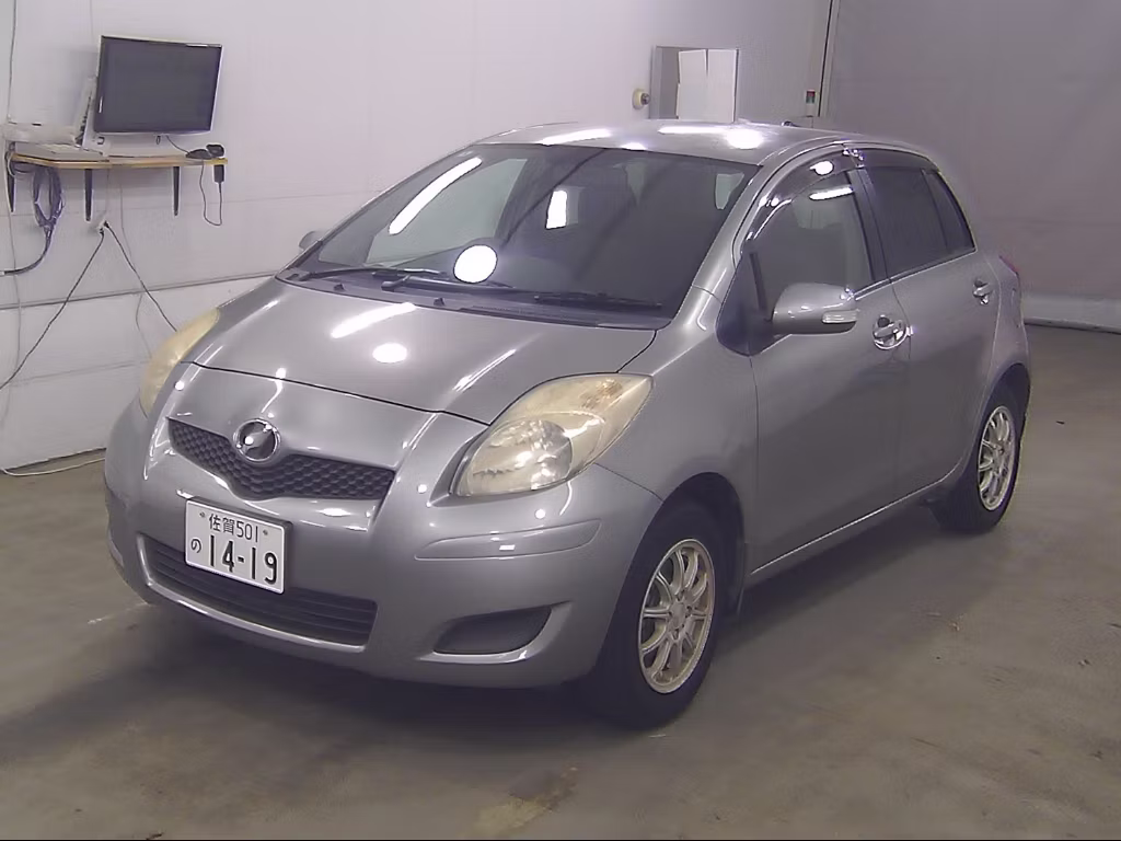 TOYOTA VITZ