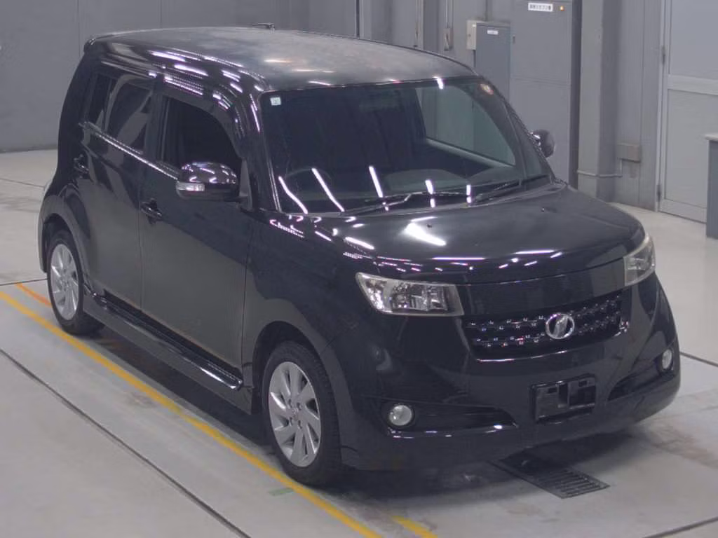 TOYOTA BB
