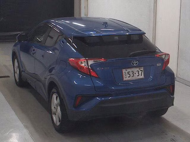 TOYOTA C-HR