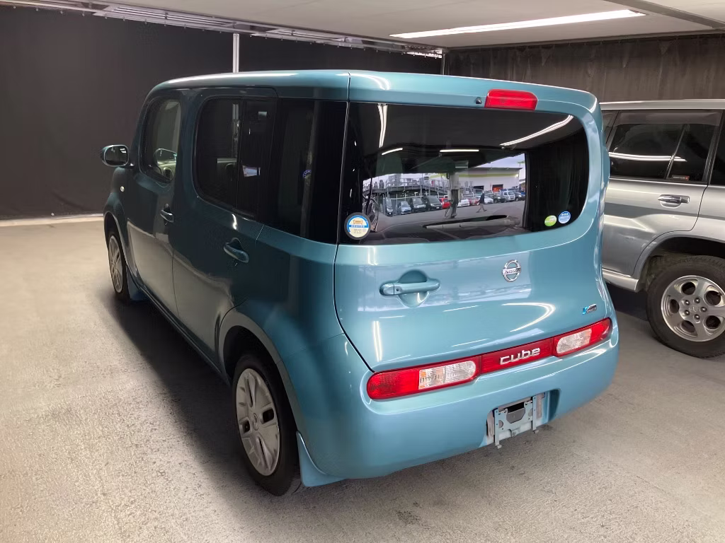 NISSAN CUBE
