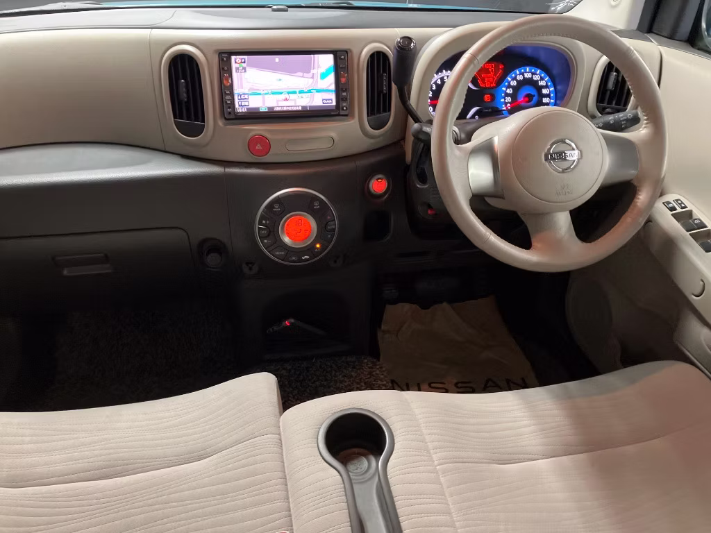 NISSAN CUBE