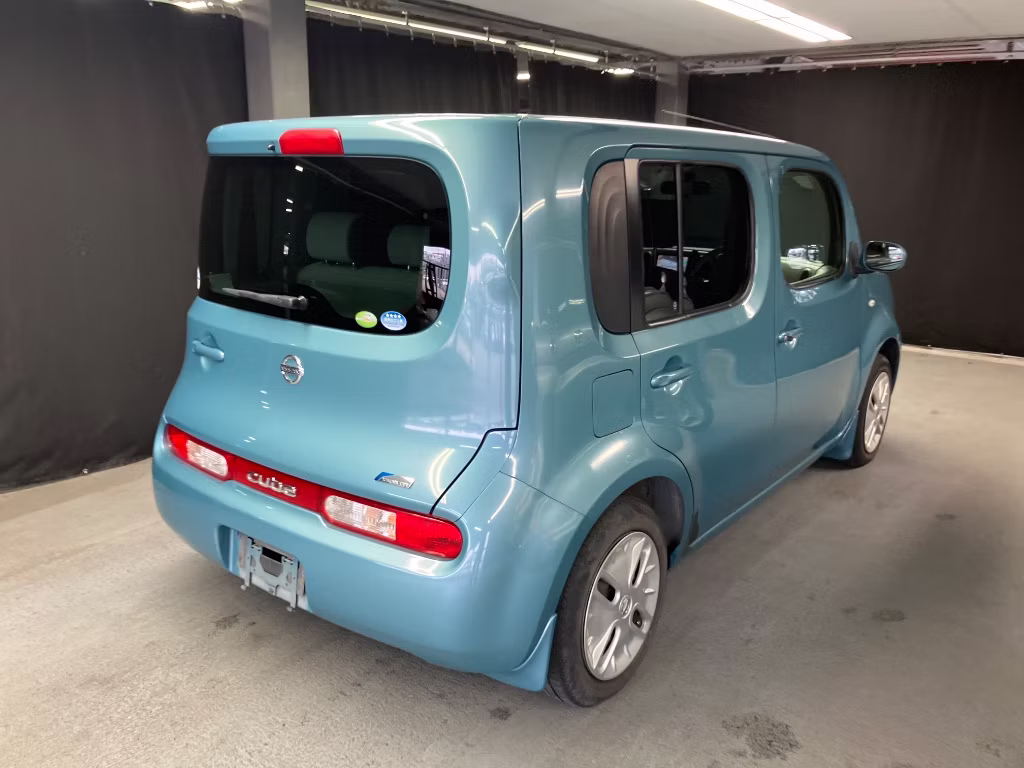 NISSAN CUBE