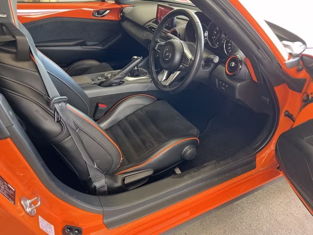 MAZDA ROADSTER