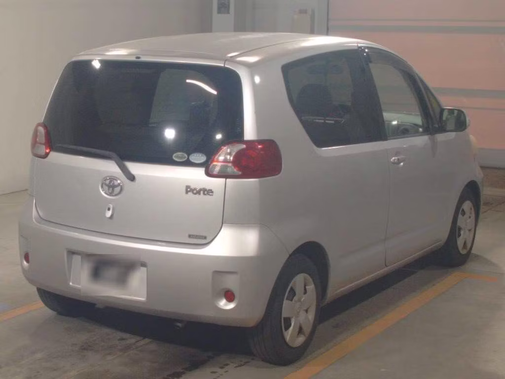 TOYOTA PORTE