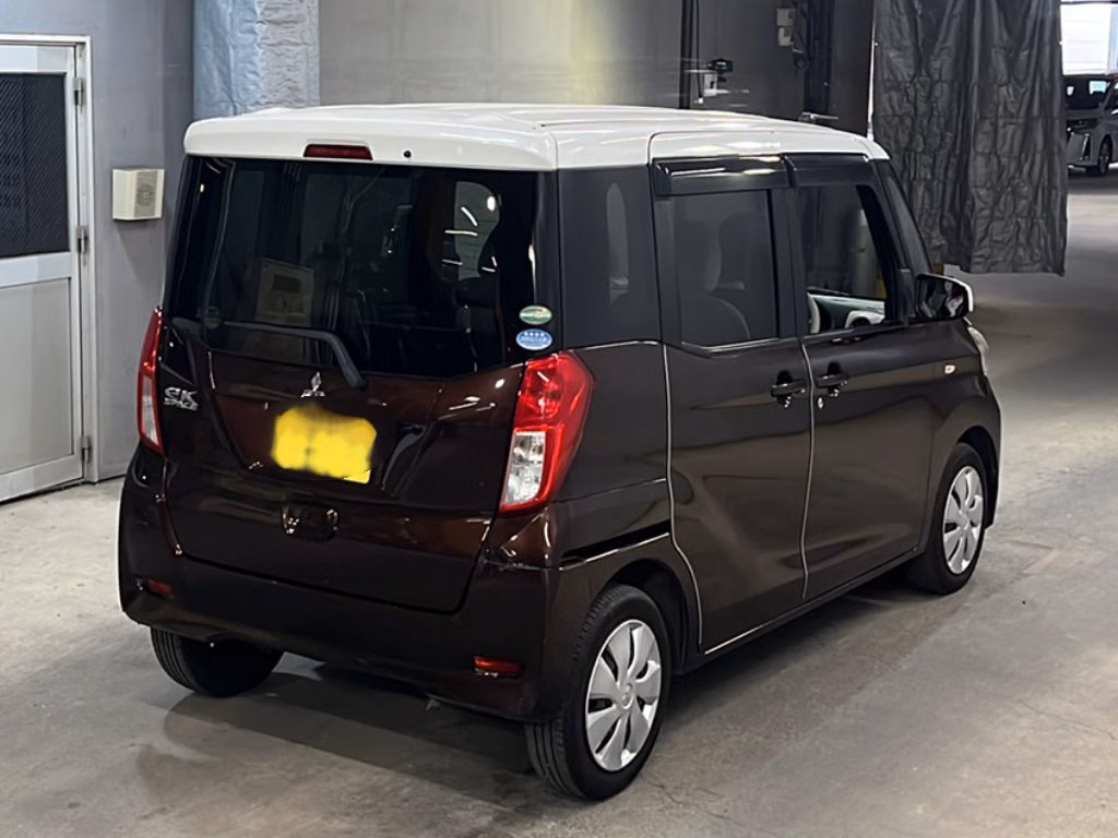 MITSUBISHI EK SPACE