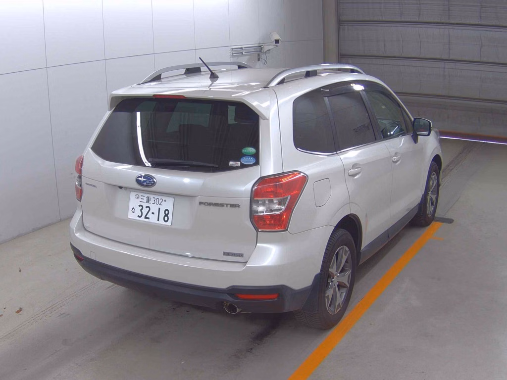 SUBARU FORESTER