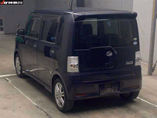 DAIHATSU MOVE CONTE