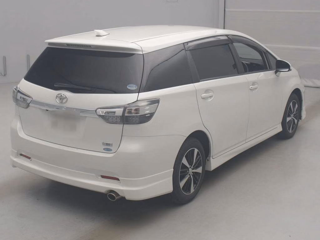 TOYOTA WISH