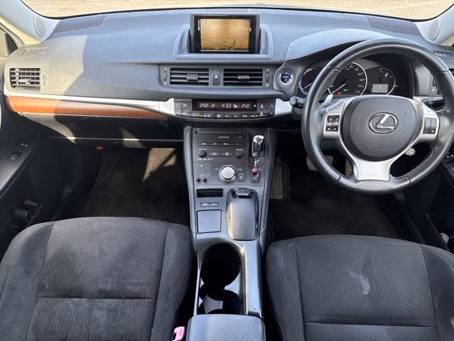 LEXUS CT200H